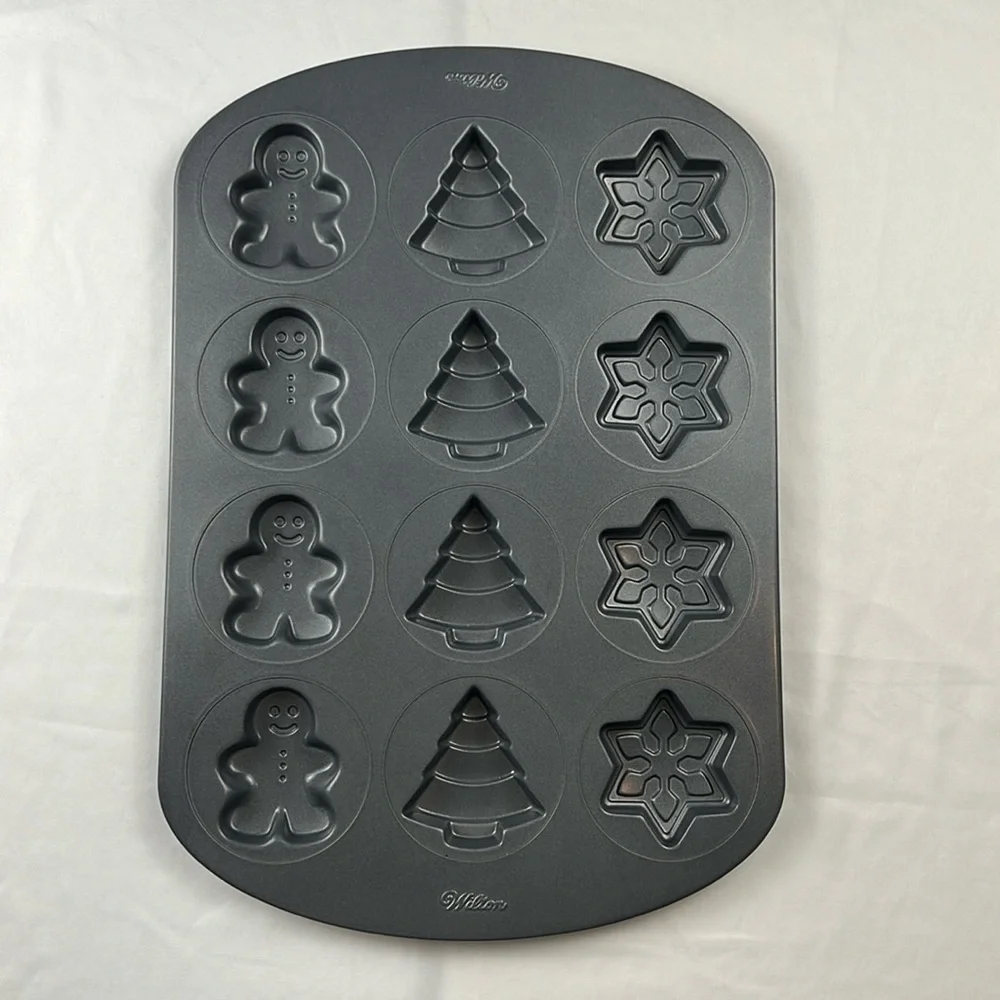 Wilson Preformed Cookie Bakeware - Christmas - Winter - Gingerbread, Tree, Star - Picture 1 of 14